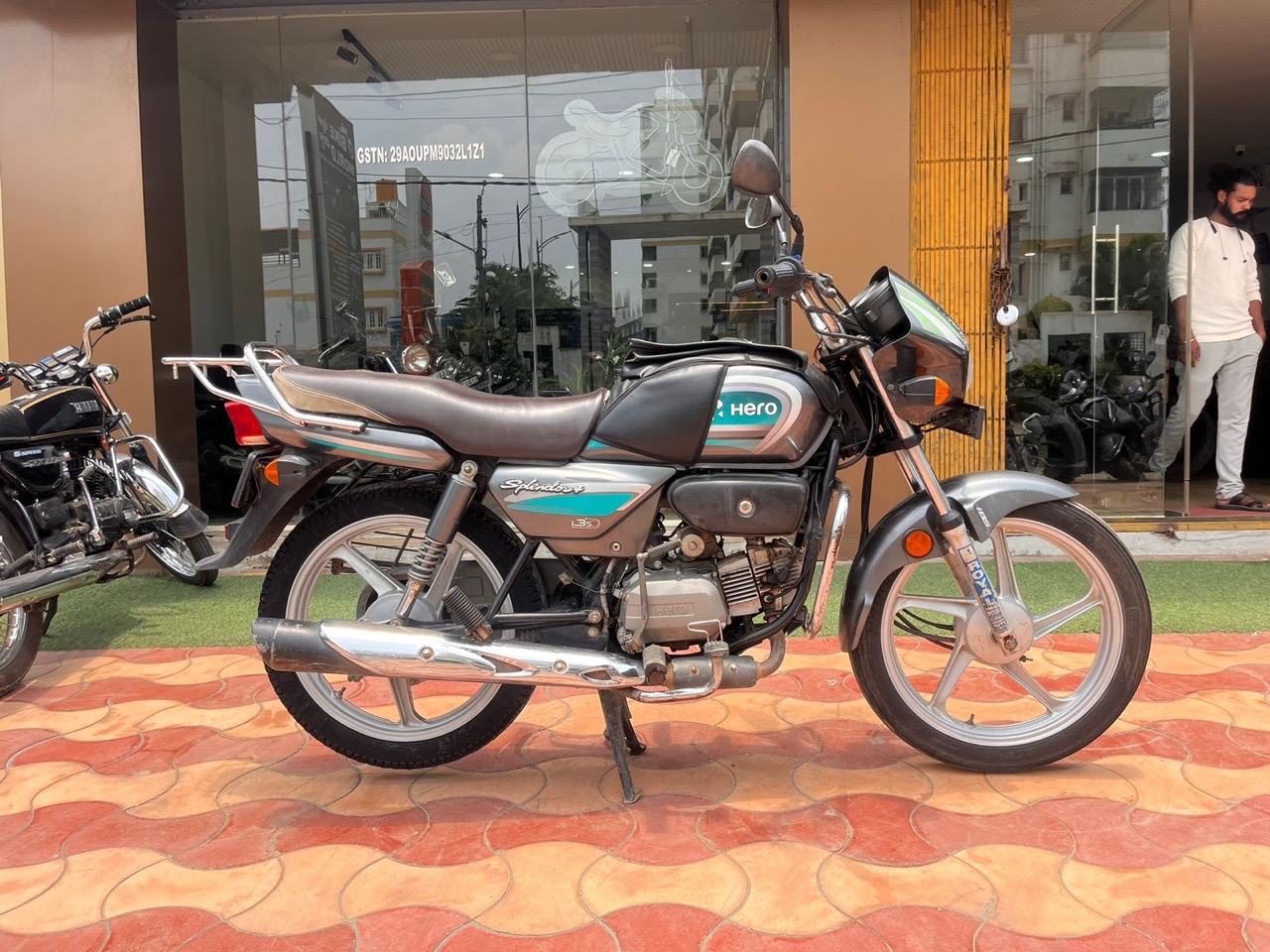 Hero Splendor Plus/2020 Model view 5