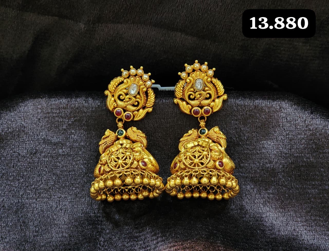 Traditional Gold Zhumka view 9