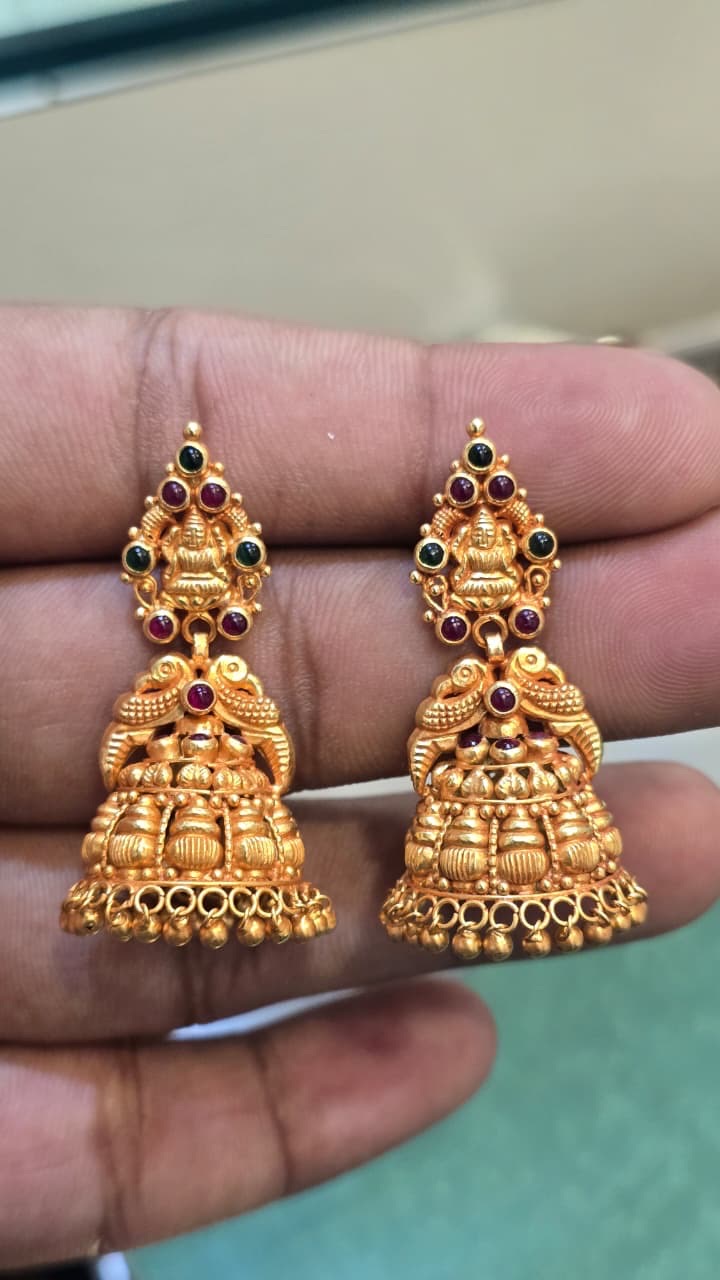 Traditional Gold Zhumka view 10