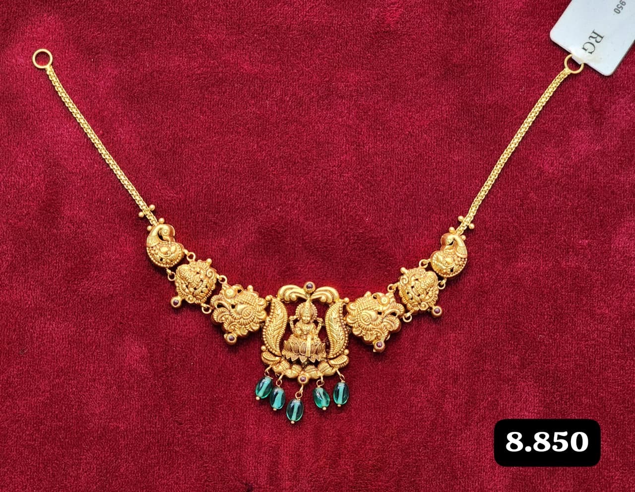 Traditiona Gold Necklace view 10