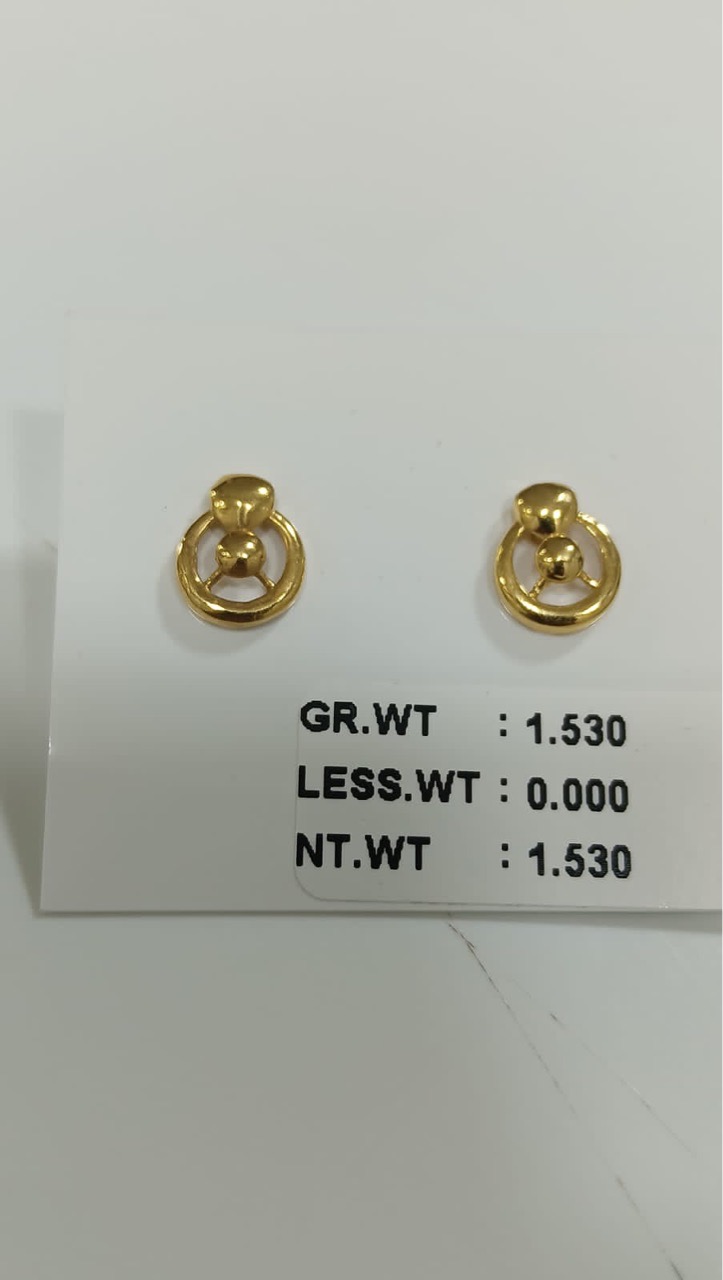 Leaf Design Earrings view 8