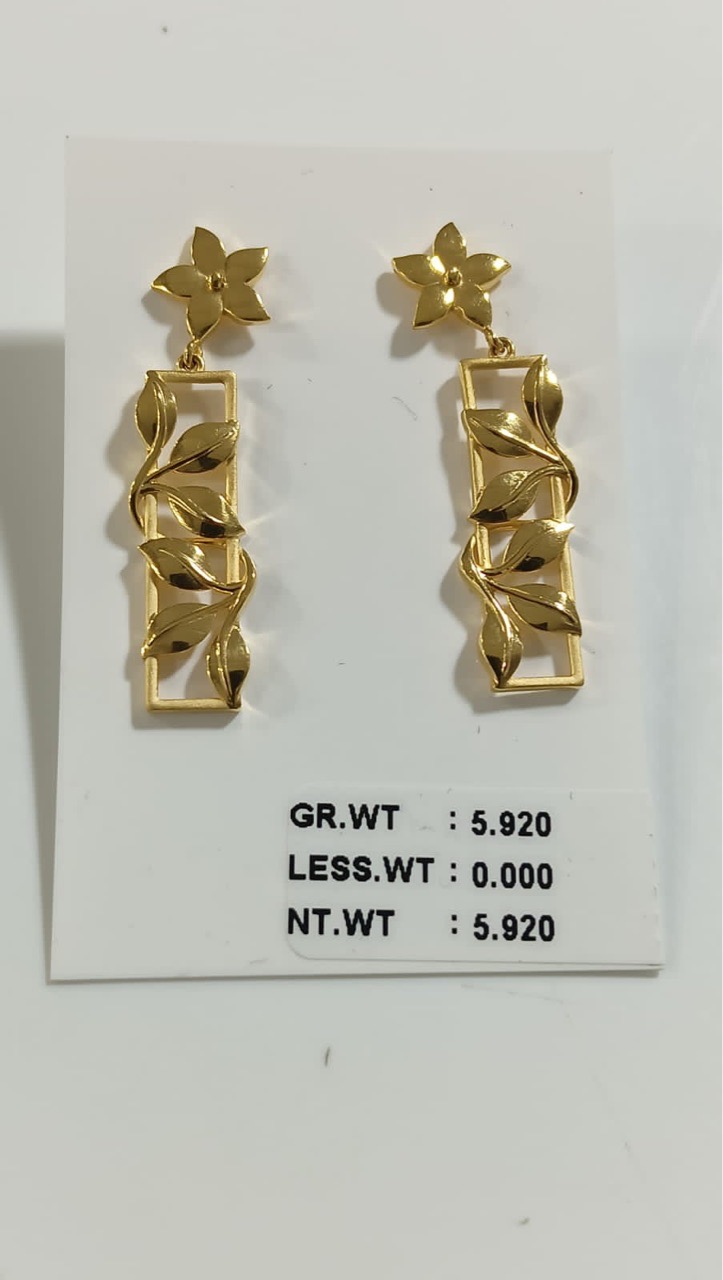 Gold Flower Studs view 9