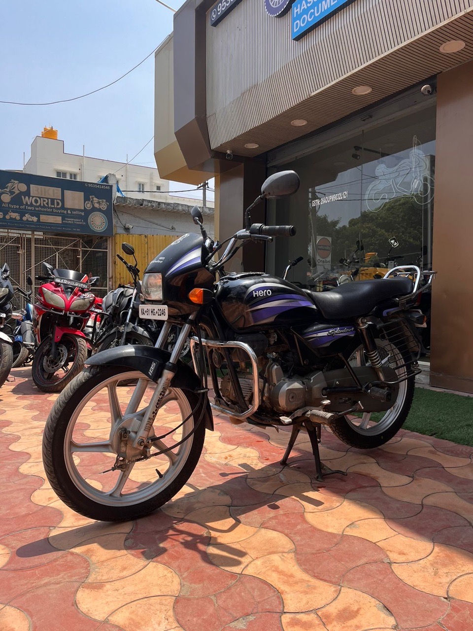 Hero  Splendor/ 2019 Model view 3