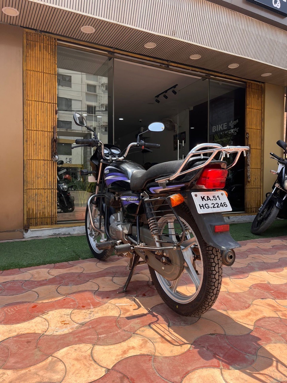 Hero  Splendor/ 2019 Model view 9
