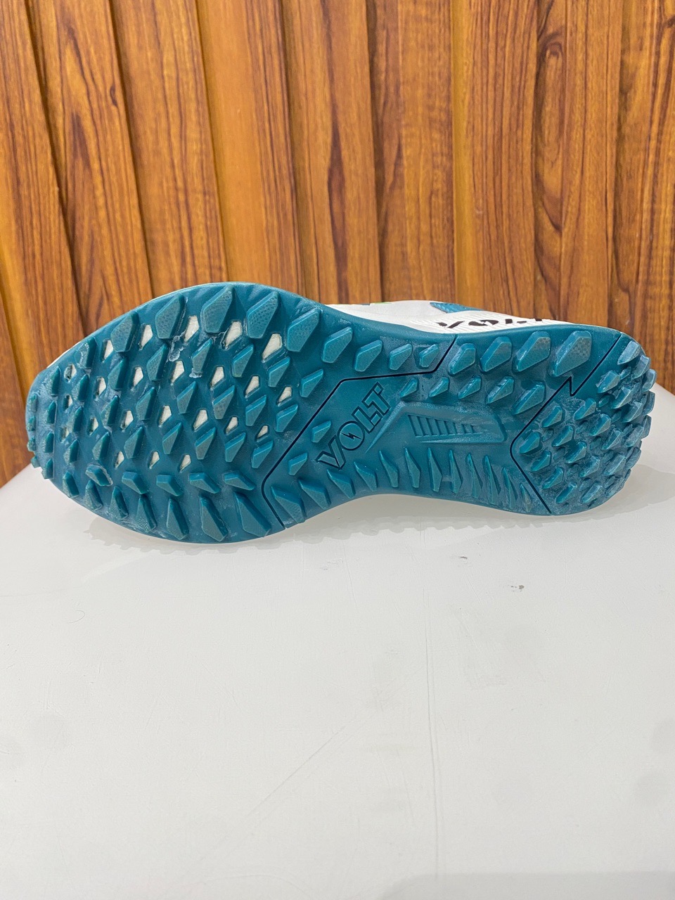 Volt Cricket Shoes view 3