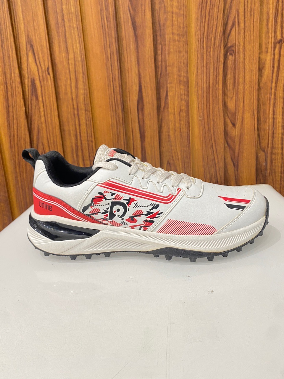 Cricket Shoes - Brand Unknown view 4