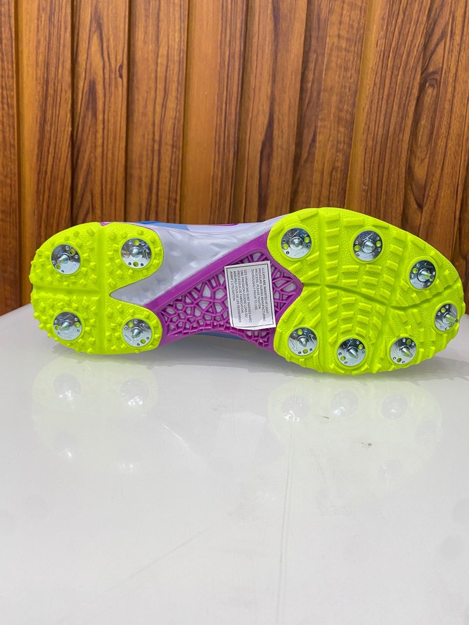 New Colour Nike Cricket Shoes view 4