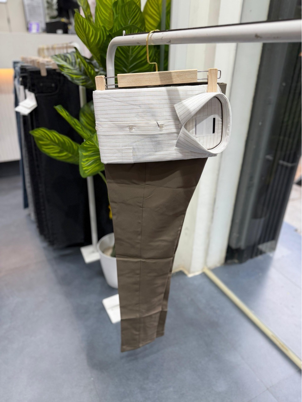 Urban Style Casual Trousers view 2