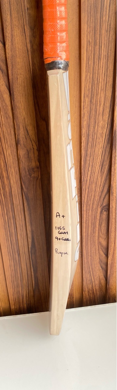 BAS Cricket Bat view 5