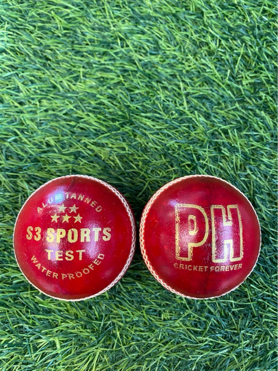S3 Sports .Test Cricket Ball view 2