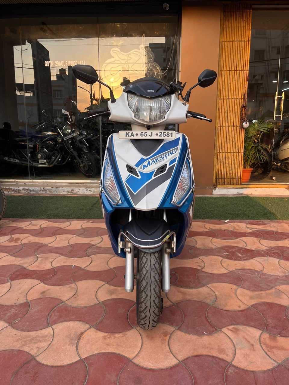Hero Maestro Edge/2019 Model view 9