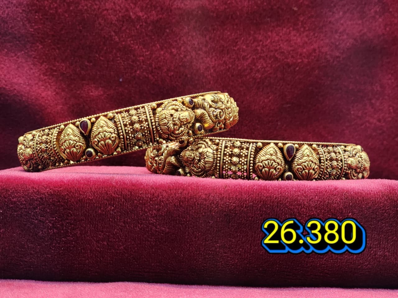 Traditional Gold Bangles 17526 view 2