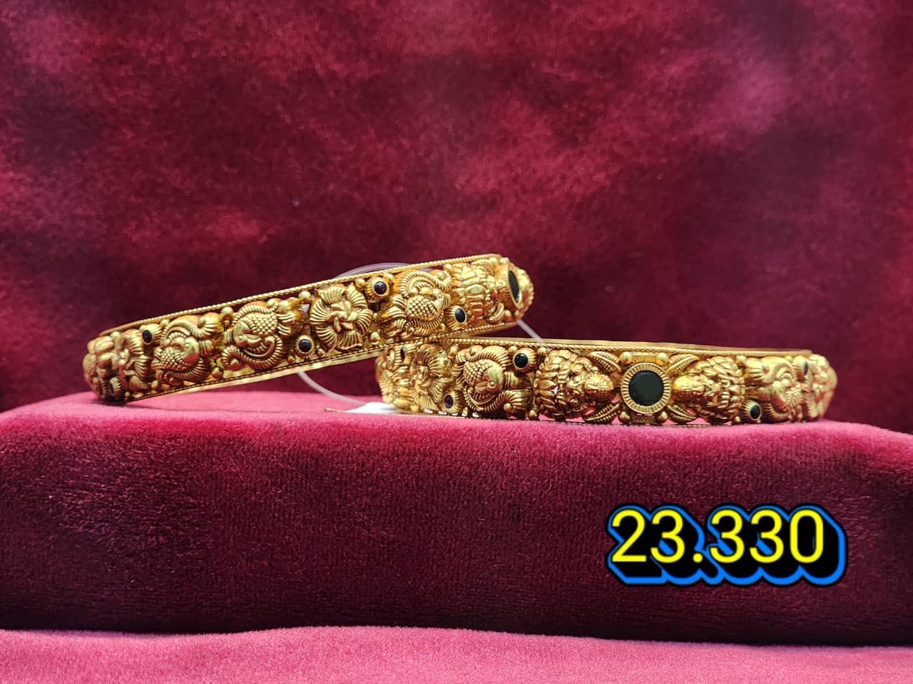 Traditional Gold Bangles 17526 view 4
