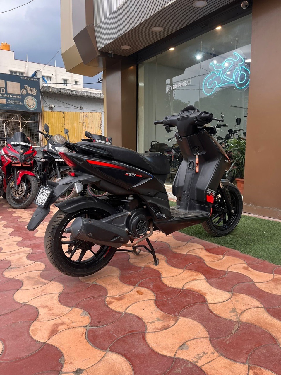 Aprilia 160/2019 Model view 8