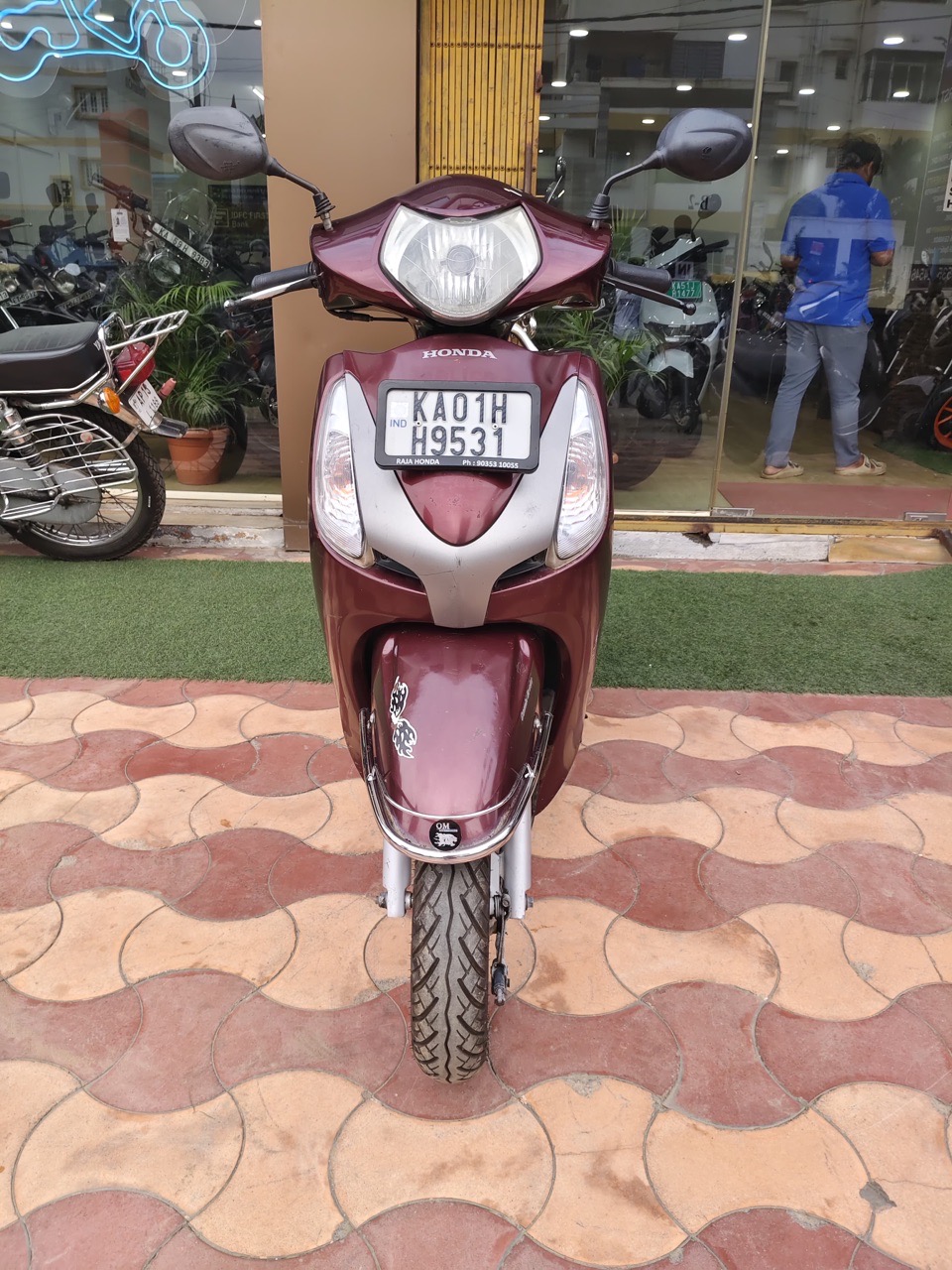 Honda Aviator/2015 Model view 2