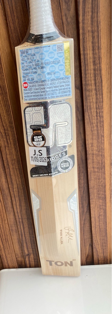 SS Finn Allen Cricket Bat view 4