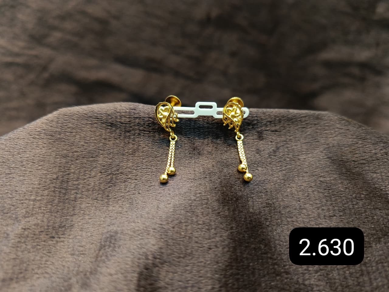 Gold Casting Earrings view 3