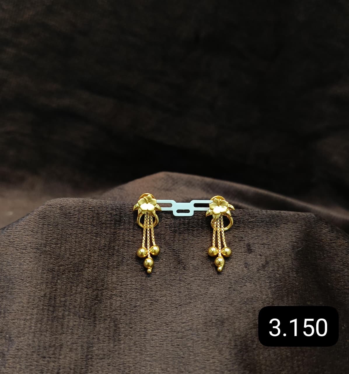 Gold Casting Earrings view 2