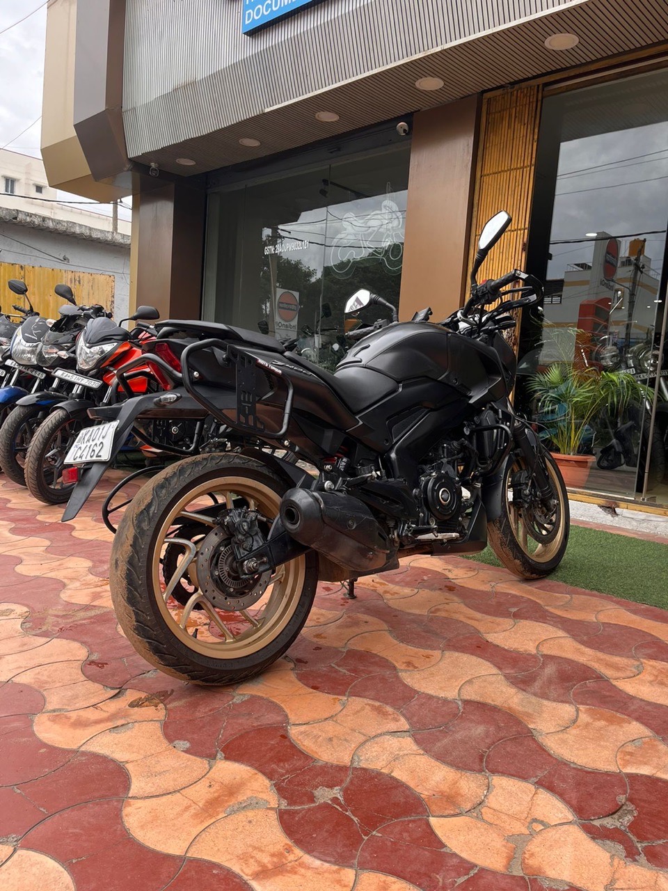 Bajaj Dominar 400 view 9