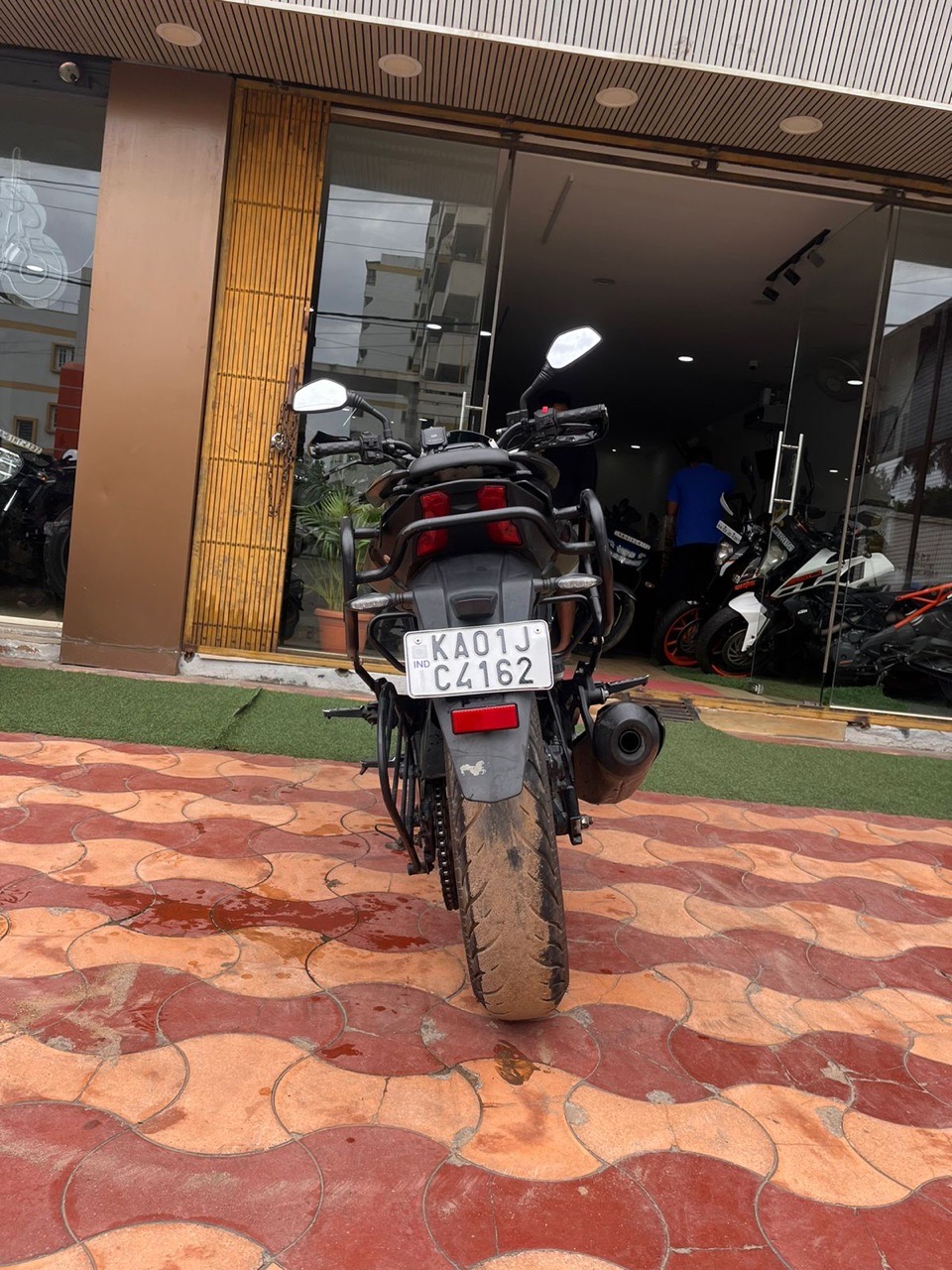 Bajaj Dominar 400 view 8