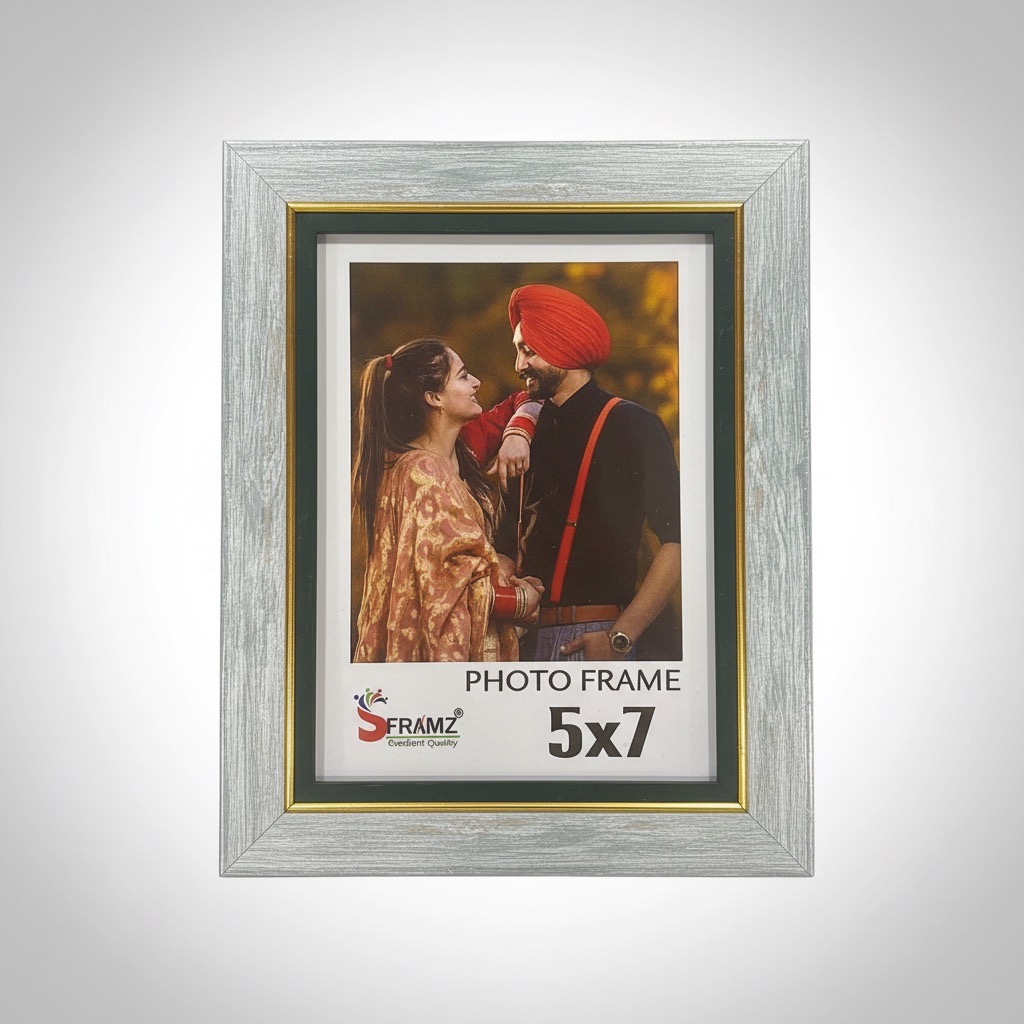 Size 5x7 Photo Frame view 3