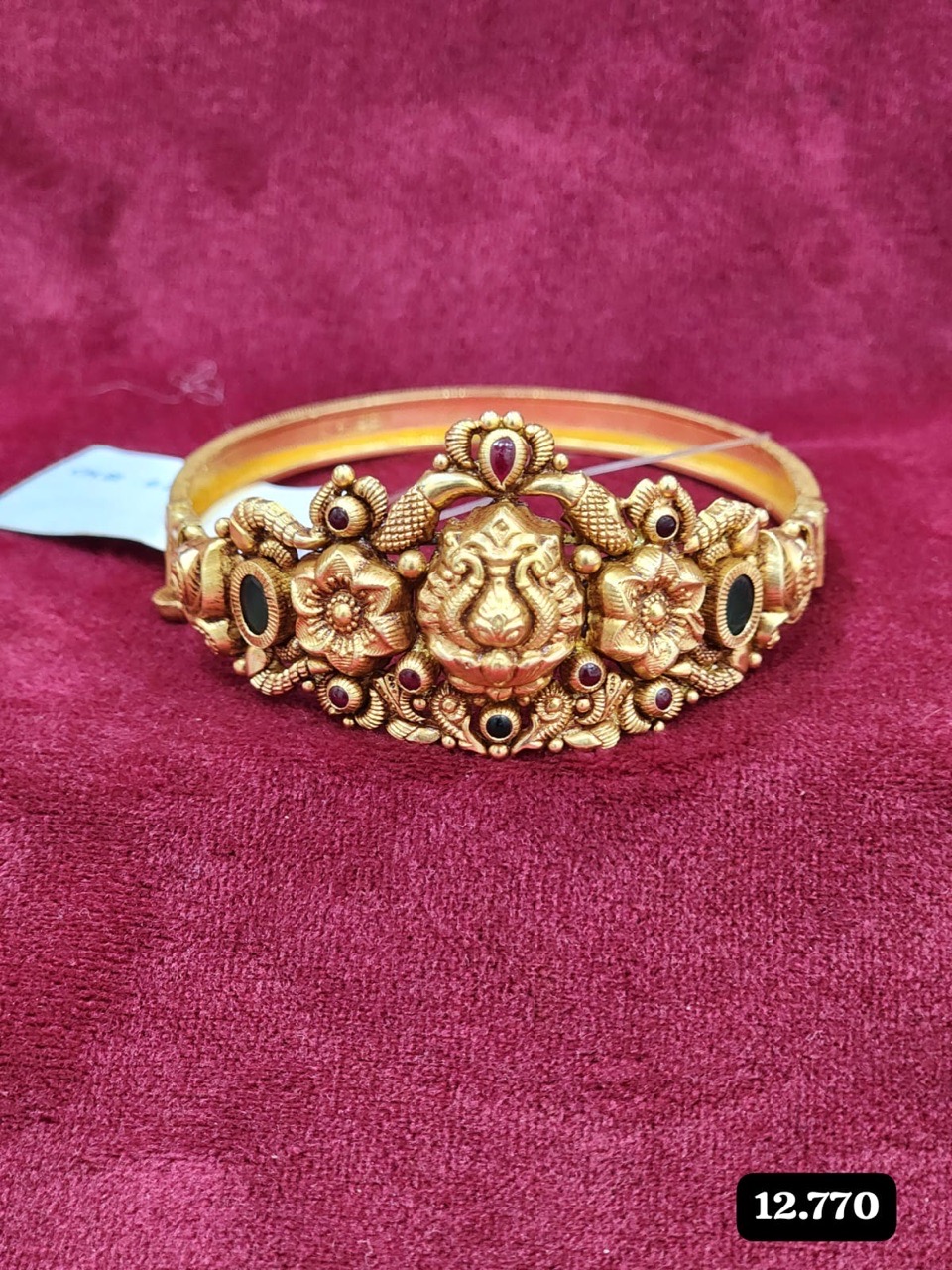 Traditional Gold Rings view 6