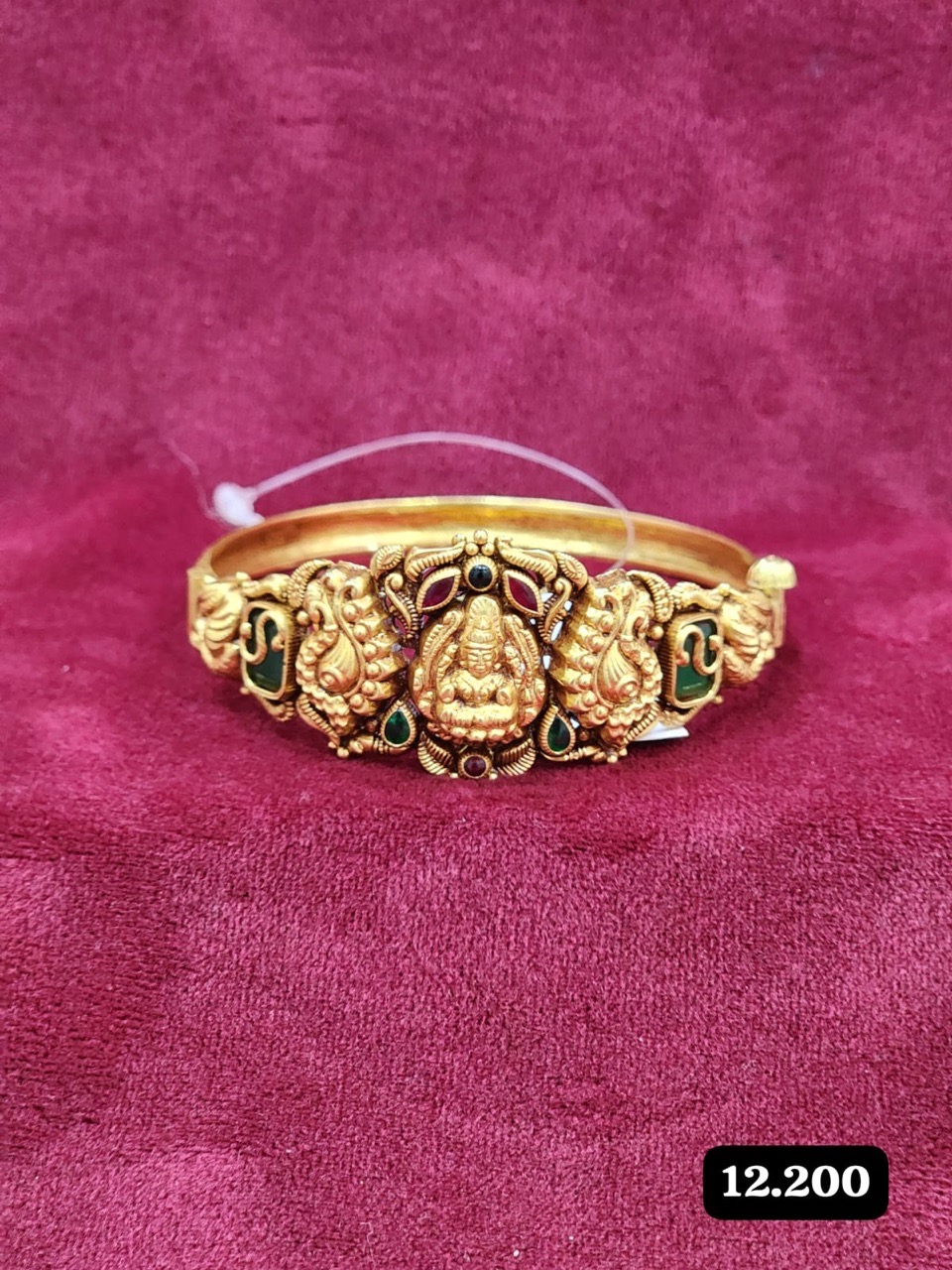 Traditional Gold Rings view 3