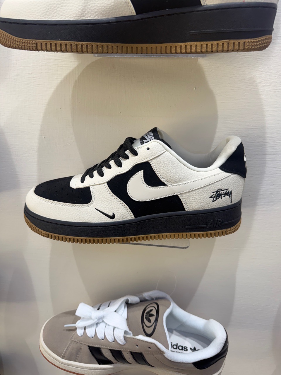 Nike Air Force 1 Black and White view 2