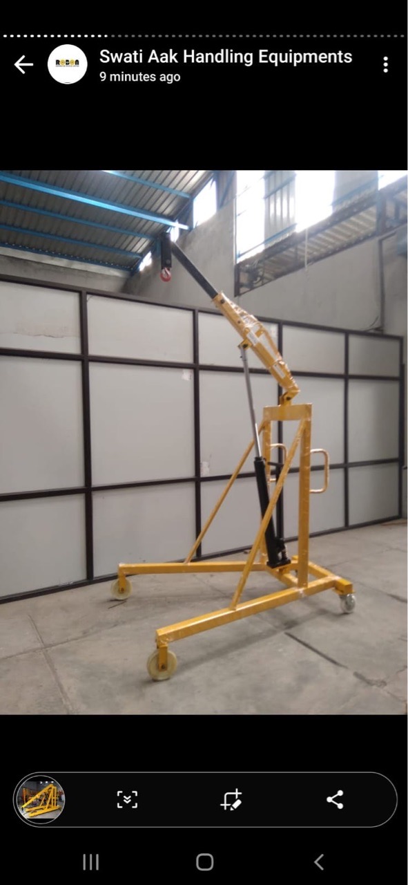 Hydraulic Crane Lift view 2