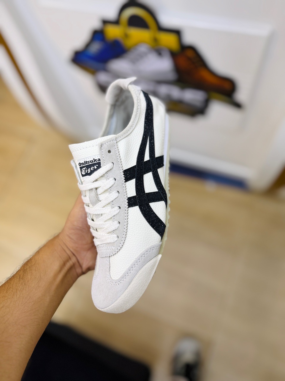 Onitsuka Tiger Sneakers view 2