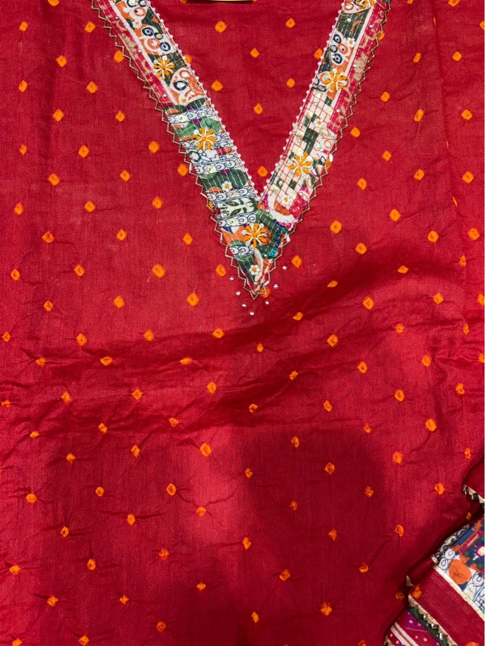 Bandhej Unstitch Suit view 2