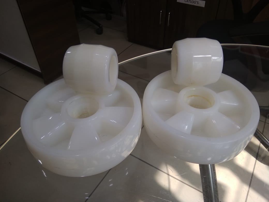 Plastic Pulleys view 2