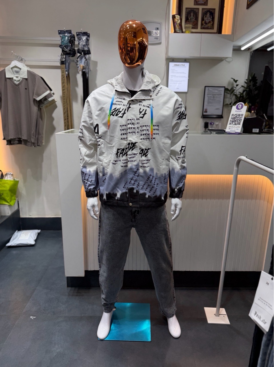 Graphic Hoodie view 3