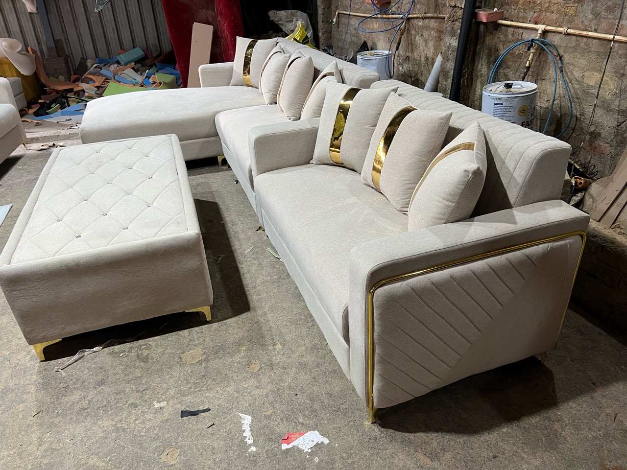 Modern Sofa Set view 3