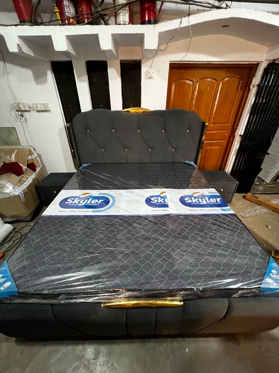 Elegant Velvet Bed view 3