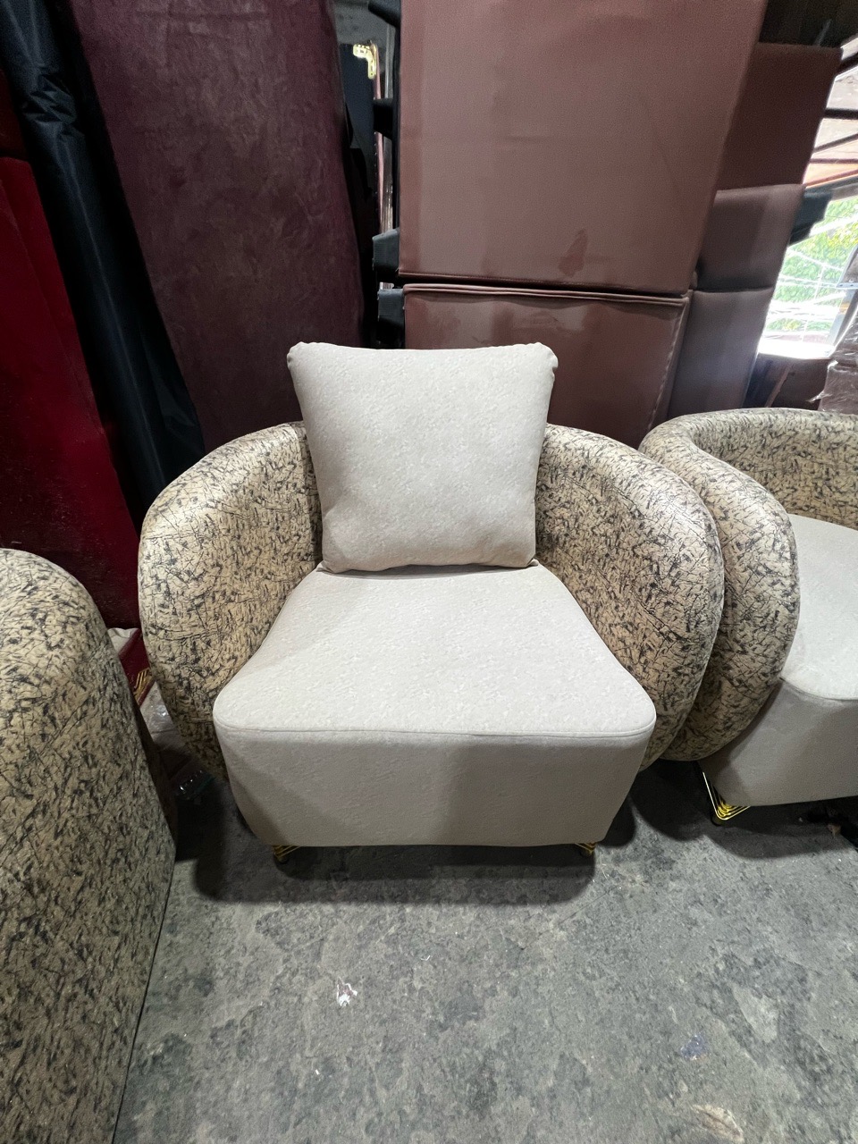 Modern C- Shape Sofa with Cushions view 6