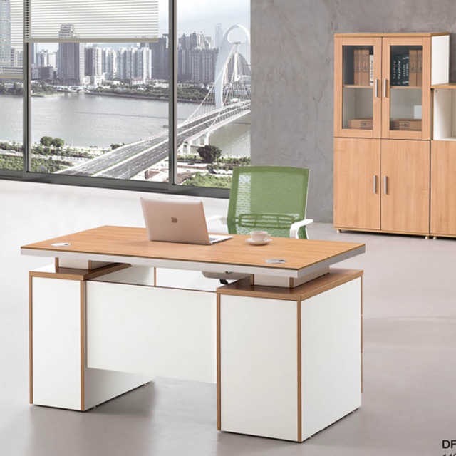 Modern Computer/Study Table view 4