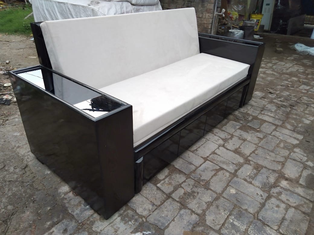 Modern Sofa Bed With Broad Handle view 2