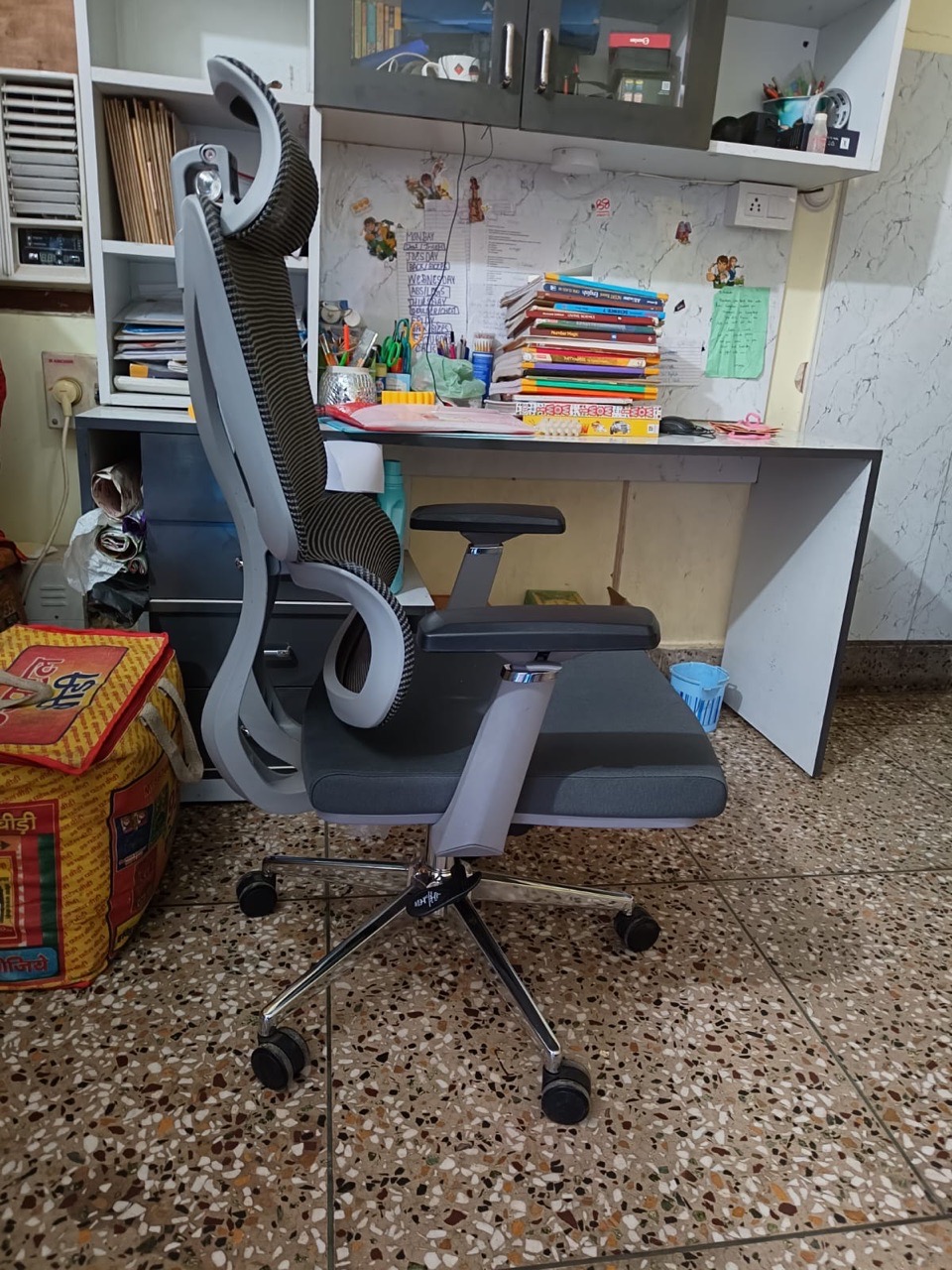 Ergonomic Black Office Chair view 4