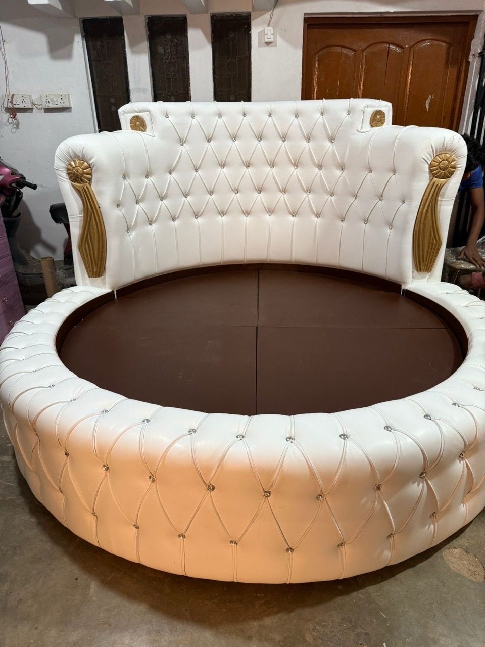 Luxury White Faux Leather Round Bed view 6