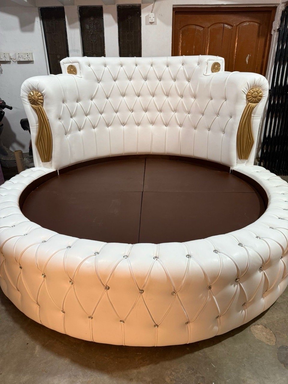 Luxury White Faux Leather Round Bed view 5