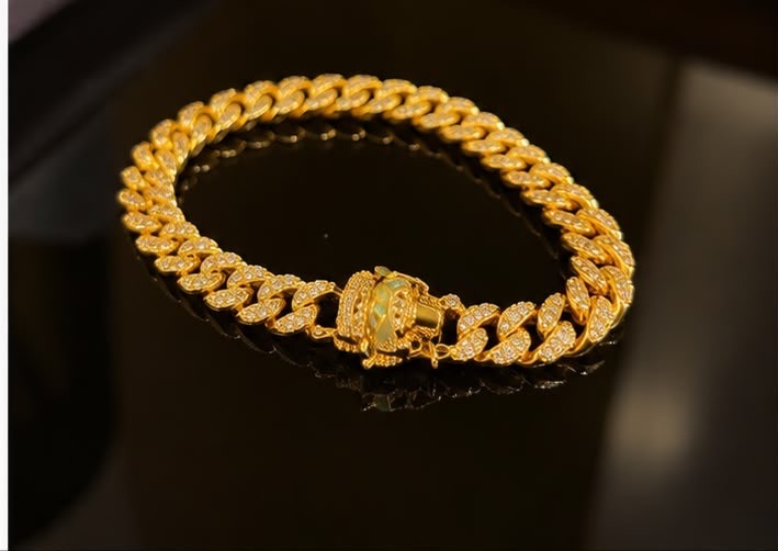 Gold Link Bracelet view 3