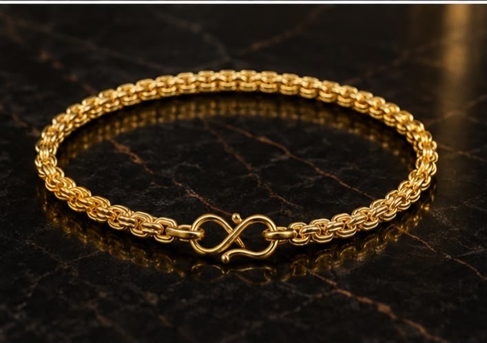 Gold Chain Bracelet view 3