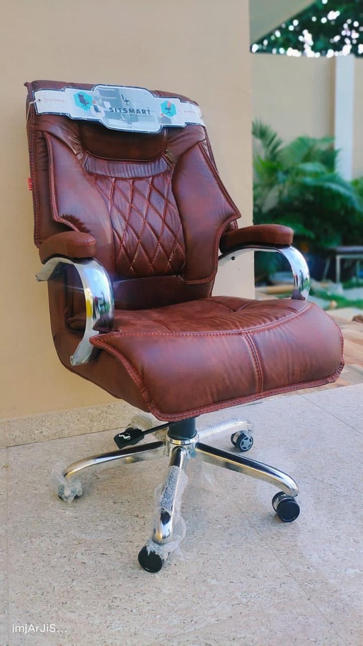 SITSMART Executive Chair view 3