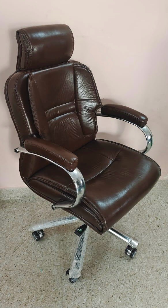 Brown Executive Office Chair view 2