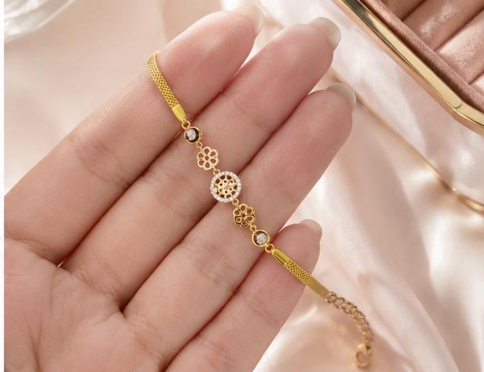 Gold Haveli Ladies Bracelet view 3