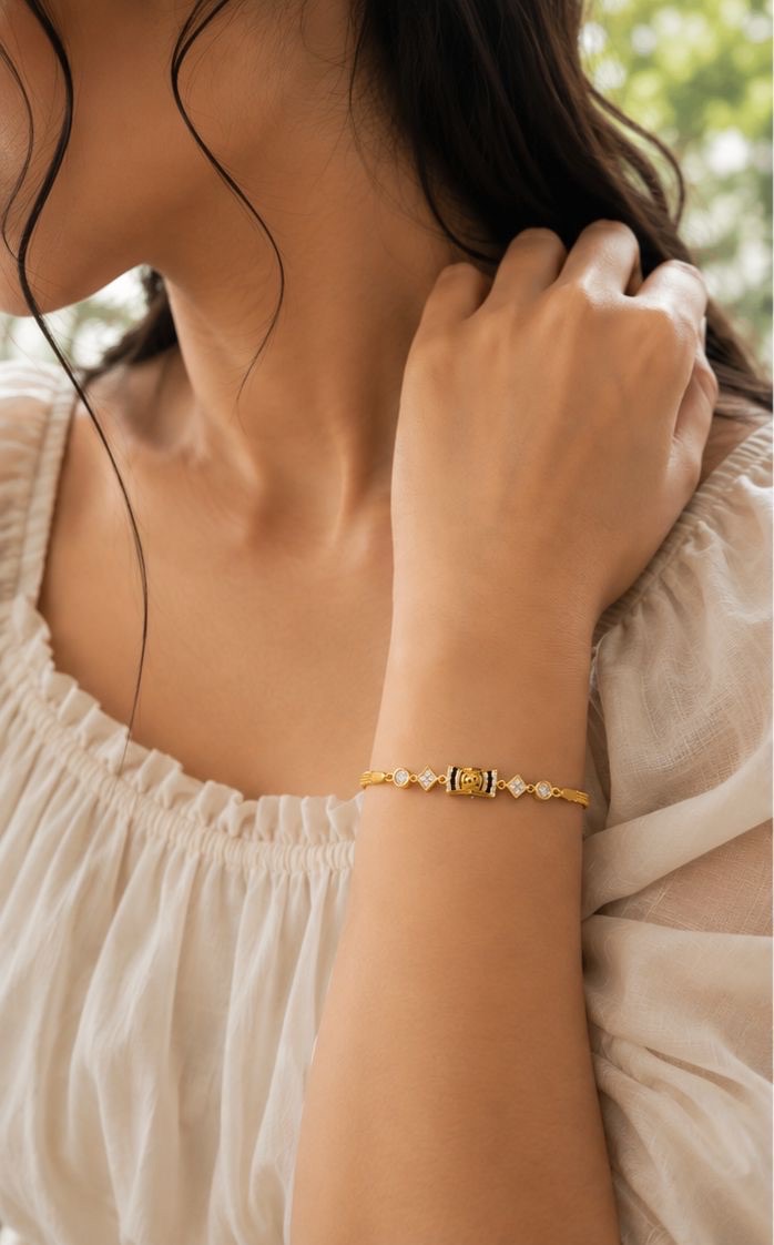 Bracelet view 2