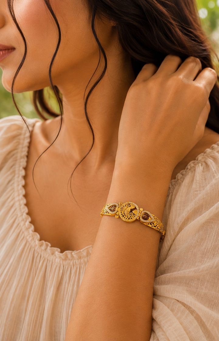 Gold Floral view 3
