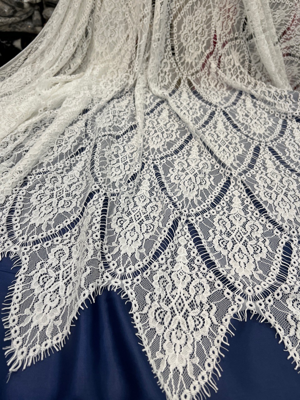 FACP1075 Chantilly Lace Panel 300 X 150cms view 2
