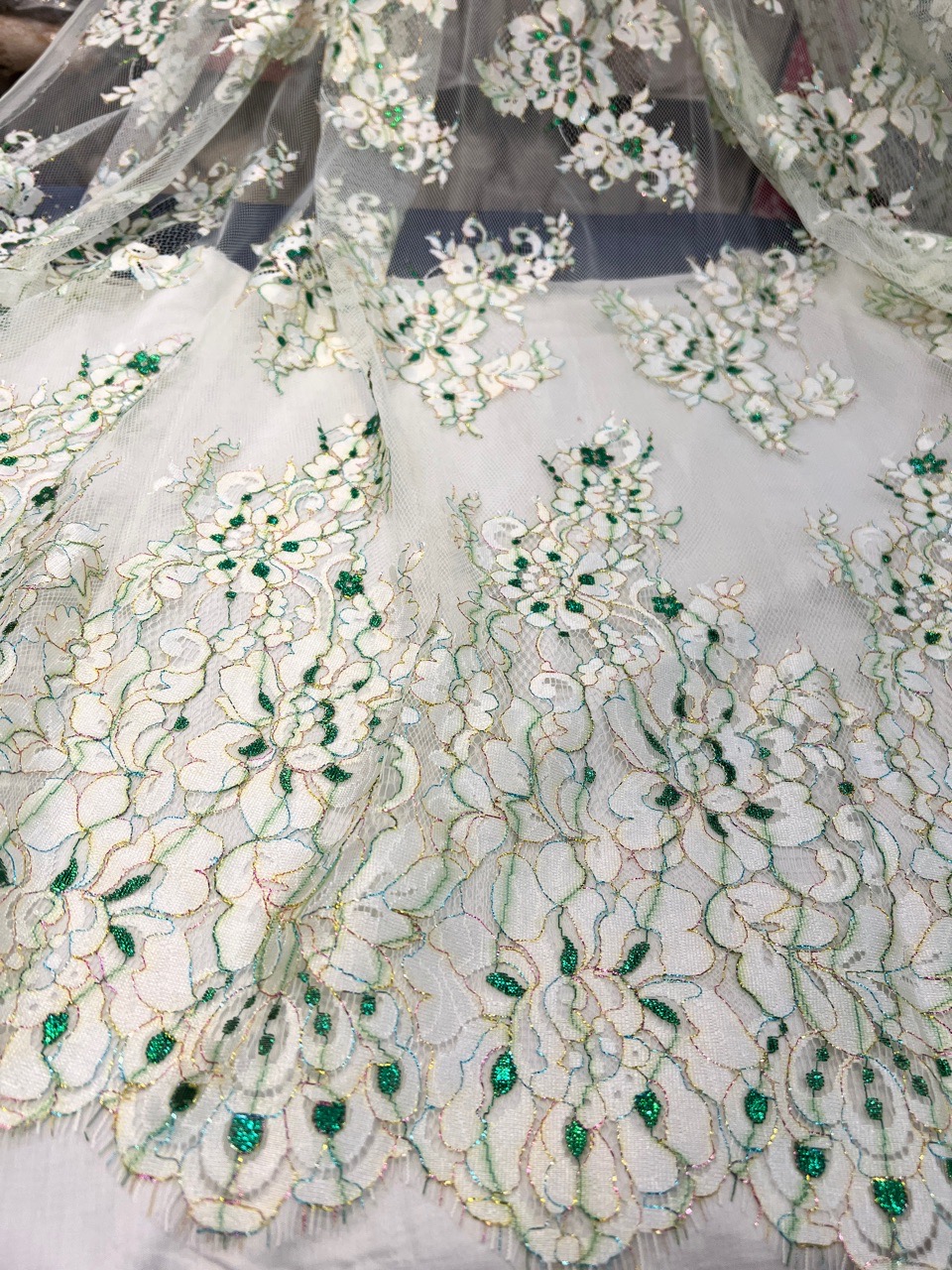 FACP1077 Chantilly  Lace Panel 300 X 150 Cms view 2